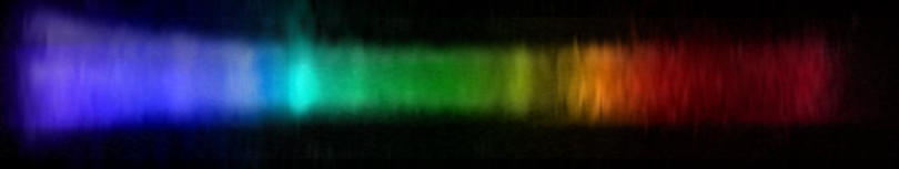 Photograph of emission spectrum of Nitrogen.